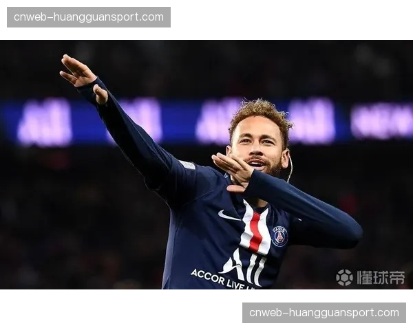 格蕾丝·伯杰接受飞翼资质报价，续约至新赛季